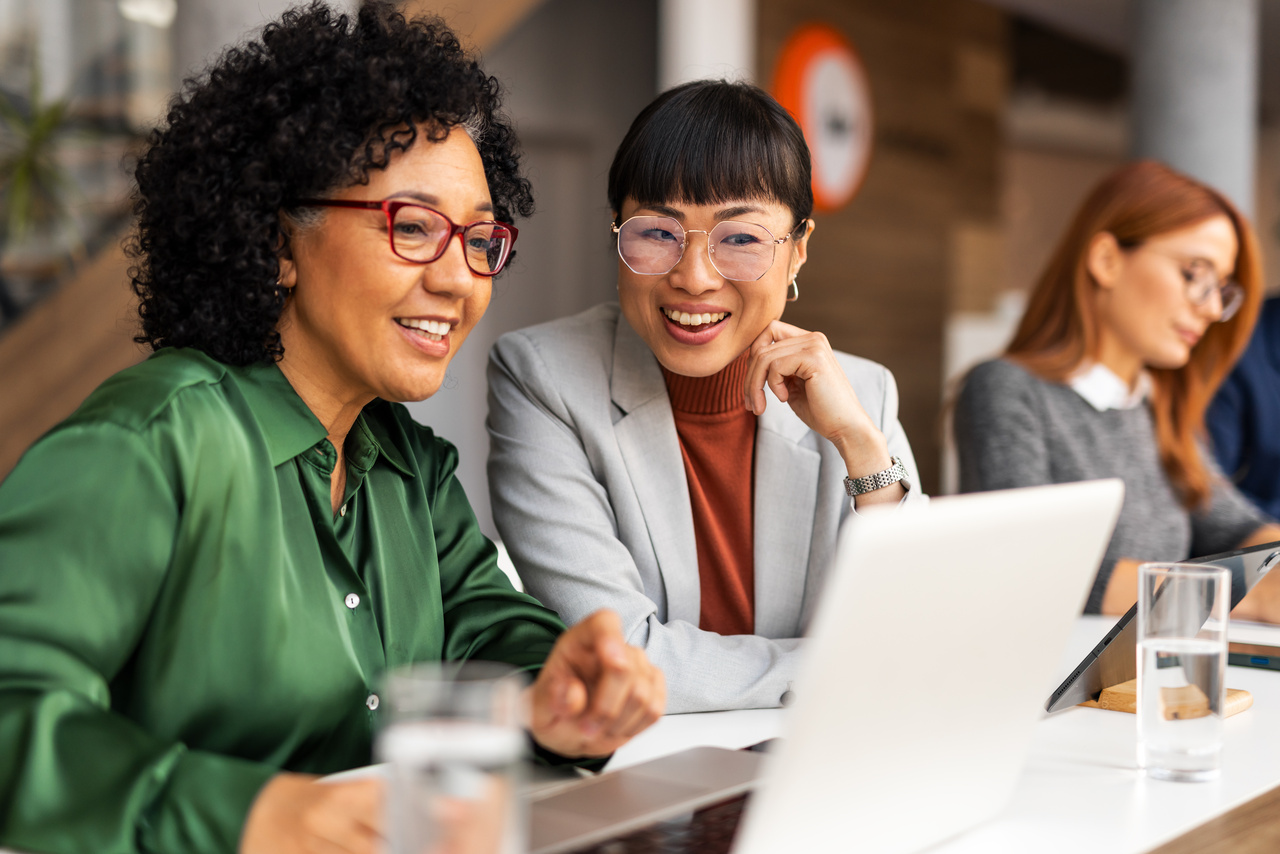 women creating leadership plan